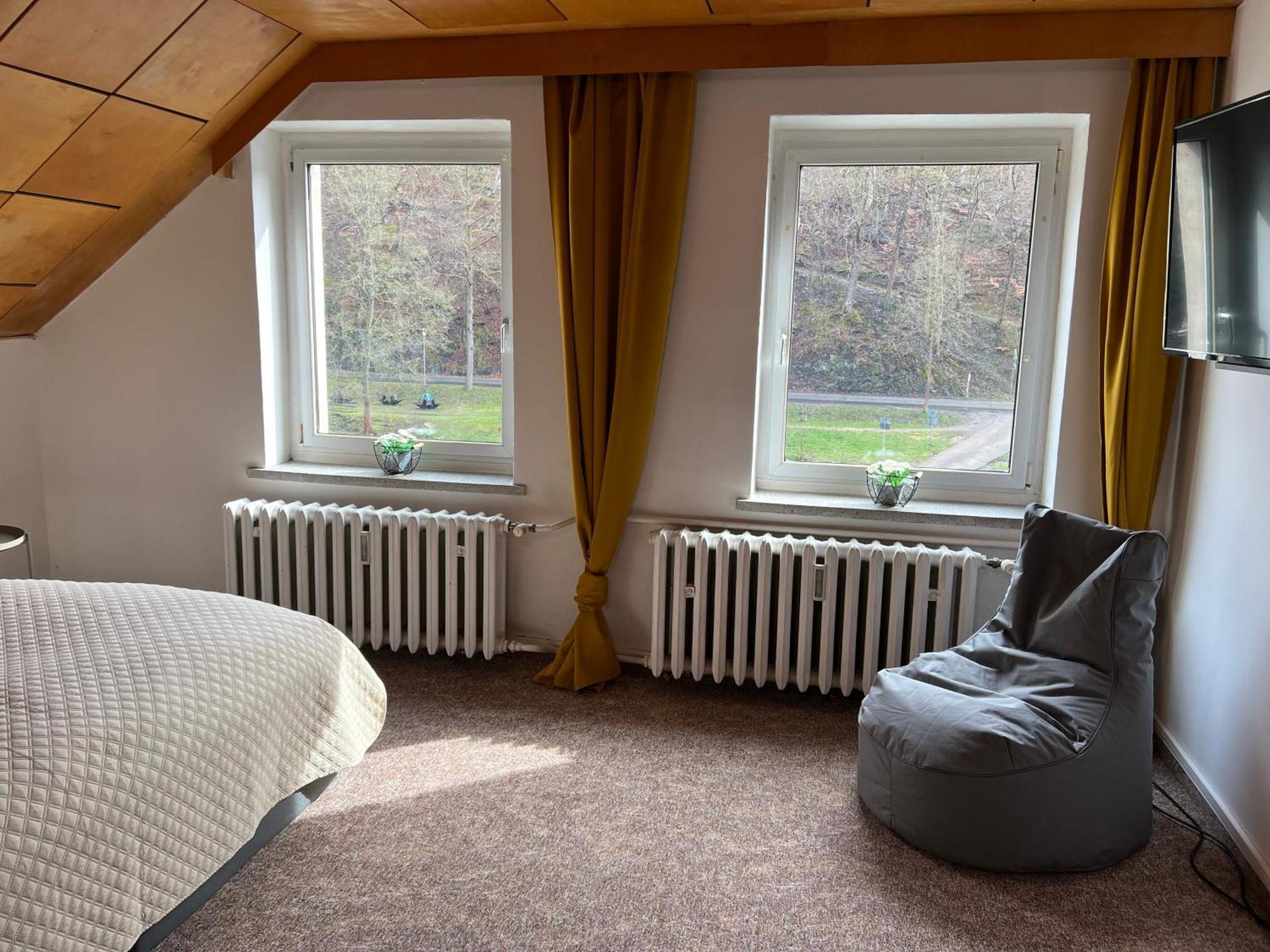Pension Sternschnuppe, Treseburg Harz, Unmittelbar Am Wasser 탈레 외부 사진